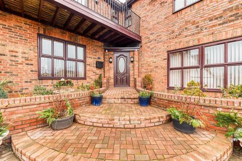 undefined, Gregories Drive, Wavendon Gate, Milton Keynes