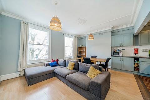4 bedroom flat to rent, Iverson Road, London NW6