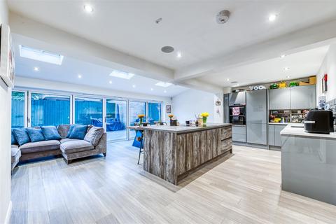 undefined, Burystead Rise, Raunds