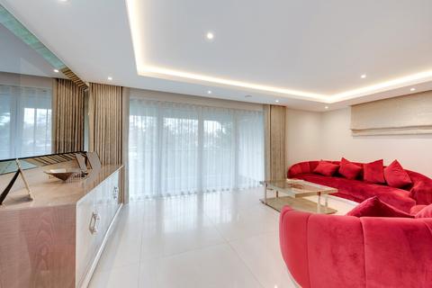 undefined, Beechwood Avenue, London, N3