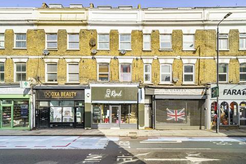 1 bedroom flat to rent, Battersea Park Road, London SW11