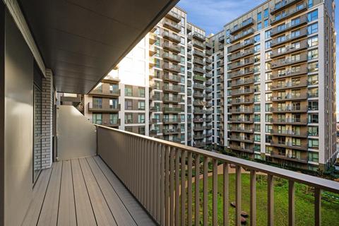 2 bedroom apartment for sale, Ellipse House, Royal Eden Dock, E16