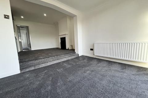3 bedroom semi-detached bungalow to rent, Beverley Rise, Billericay