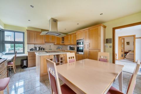 3 bedroom end of terrace house for sale, Hazel Court, Winchester, Hampshire, SO22