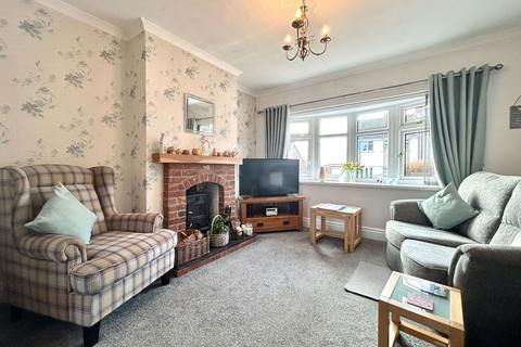 3 bedroom semi-detached house for sale, Chaucer Avenue, Dudley DY3