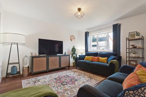 2 bedroom terraced house for sale, Queensby Road, Swinton, Baillieston, Glasgow