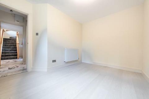 3 bedroom barn conversion to rent, St. Peters Lane, Bickenhill, Solihull, West Midlands, B92