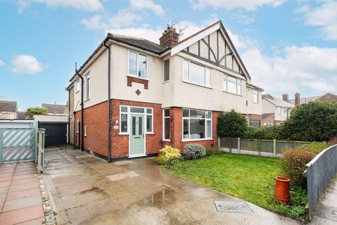 4 bedroom semi-detached house for sale, Blake Road, Great Yarmouth