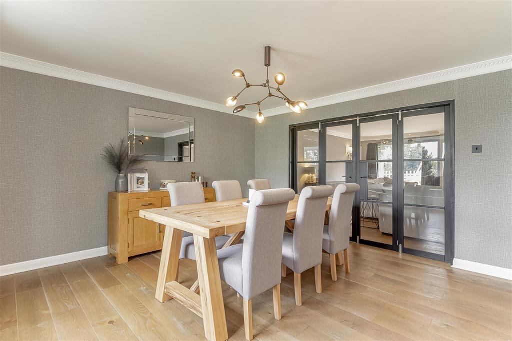 Dining Room - B.jpg