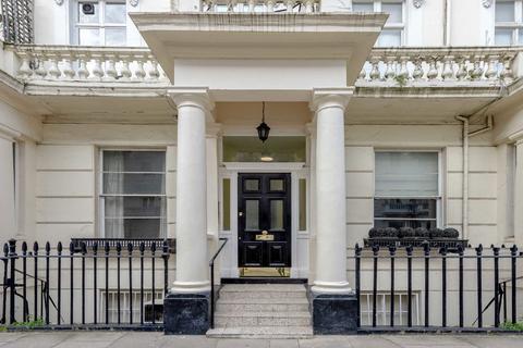 2 bedroom flat to rent, Gloucester Street, London SW1V