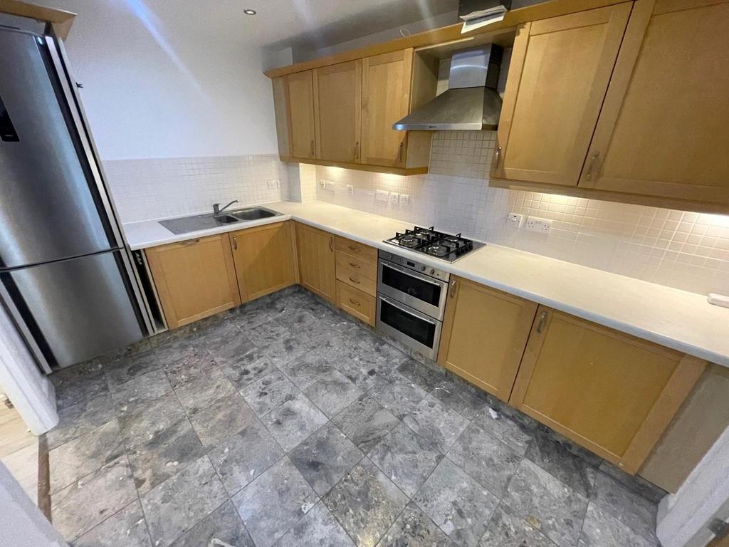 KITCHEN 1.jpg