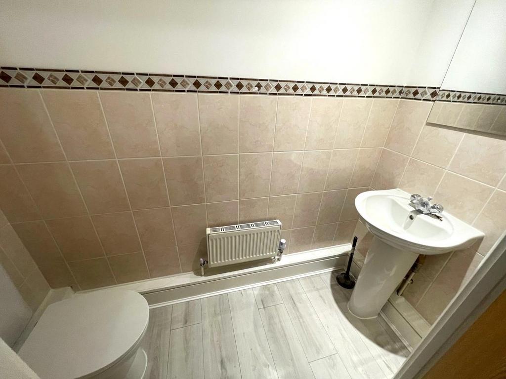 SEPARATE WC.jpg