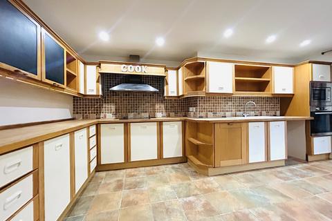 4 bedroom detached house for sale, BROMLEY CLOSE, HIGH SHINCLIFFE