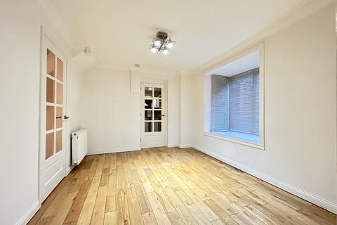4 bedroom detached house for sale, BROMLEY CLOSE, HIGH SHINCLIFFE