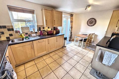 3 bedroom terraced house for sale, Dobede Way, Soham