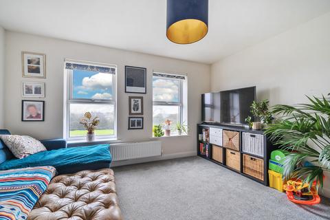 4 bedroom end of terrace house for sale, Centurion Road, Gloucester GL3