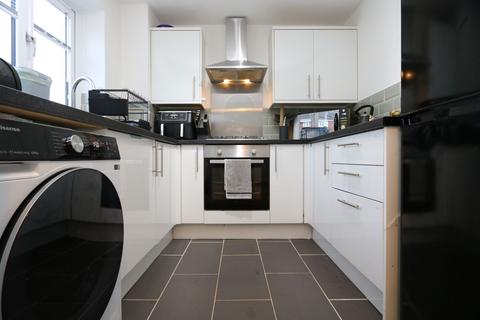 2 bedroom terraced house for sale, Greenacres, Barry, CF63