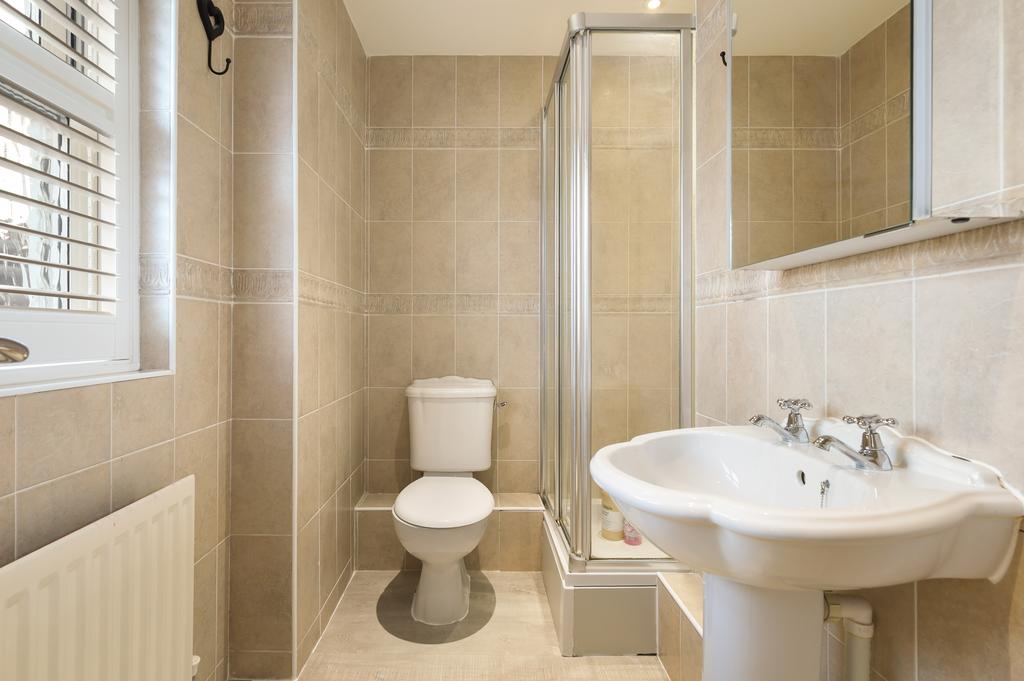 En Suite 1
