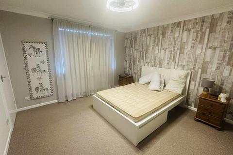 2 bedroom townhouse for sale, DERWENT ROAD, THATCHAM RG19