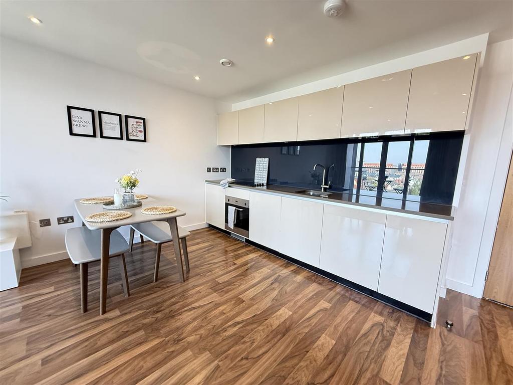 Apartment in 2 Munday Street - View 4