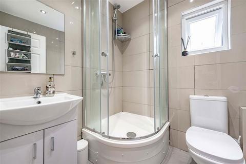 1 bedroom flat to rent, Ridley Road, London SW19