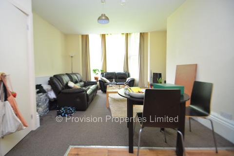 1 bedroom flat to rent, Moorland Road, Hyde Park LS6