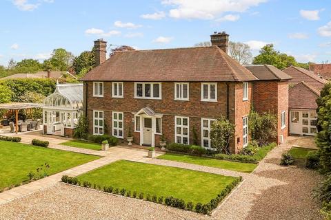 5 bedroom detached house for sale - Oakway, Amersham HP6