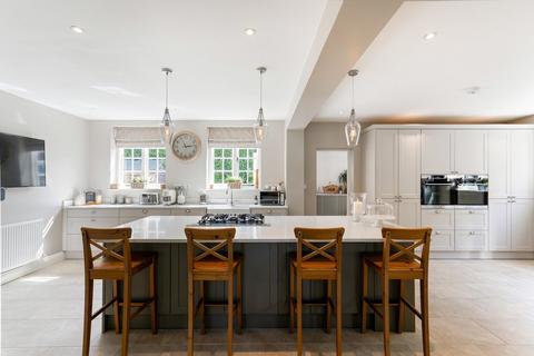 5 bedroom detached house for sale, Oakway, Amersham HP6