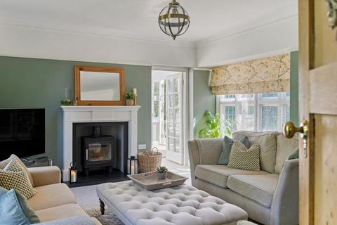 5 bedroom detached house for sale, Oakway, Amersham HP6