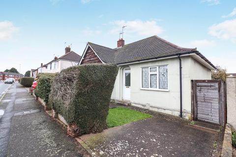 undefined, Rose Avenue, Rushden NN10