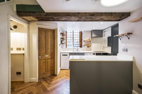 2 bedroom end of terrace house to rent, Mile End Road, London, E1