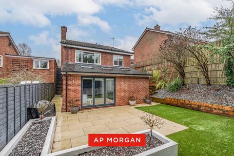 Cranham Close, Headless Cross, Redditch, B97