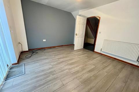 2 bedroom end of terrace house to rent, Adare Street, Ogmore Vale, Bridgend, CF32 7HF