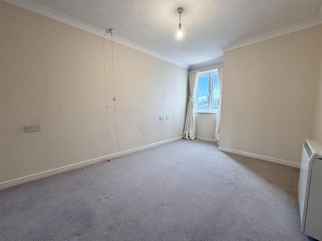 Double Bedroom