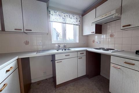 1 bedroom retirement property for sale, Montgomery Court, Coventry Road, Warwick