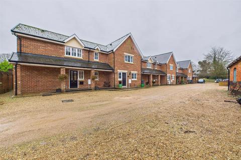 2 bedroom terraced house for sale, Bilney Mews, East Bilney