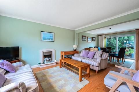 undefined, Lucas Close, Hampshire GU46