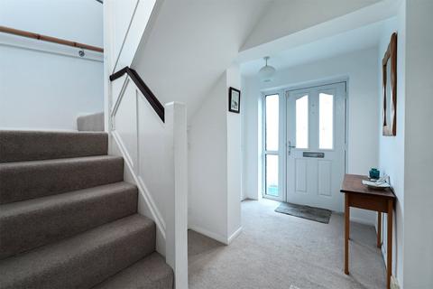 undefined, Lucas Close, Hampshire GU46