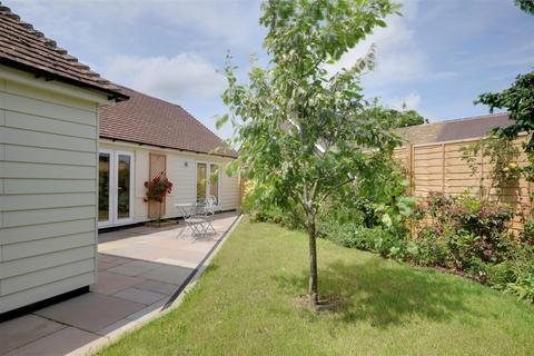 2 bedroom detached bungalow for sale, Reedswood Road, Broad Oak