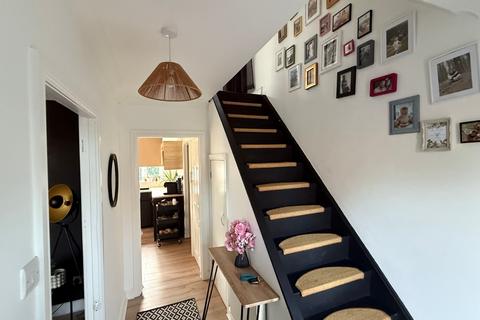 3 bedroom semi-detached house for sale, Oak Tree Estate, Preston, HU12 8UU