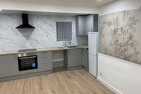 2 bedroom terraced house for sale, Little Horton Lane, Bradford