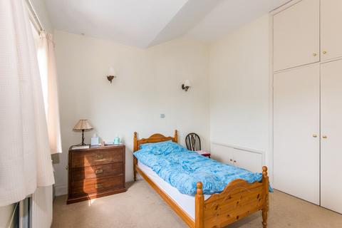 2 bedroom house to rent, Wharf Hill, Winchester, SO23