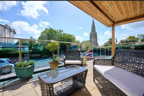 1 bedroom flat to rent, Queens Road, Shanklin, Isle of Wight, PO37