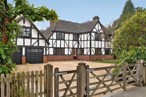 5 bedroom detached house for sale, Beech Drive, Kingswood, Tadworth