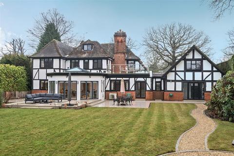5 bedroom detached house for sale, Beech Drive, Kingswood, Tadworth