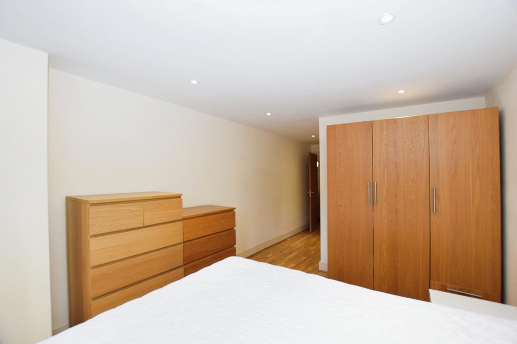 Bedroom (2)