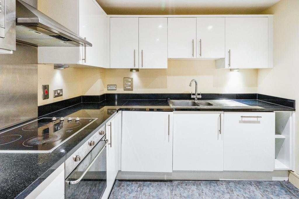 Kitchen (2)