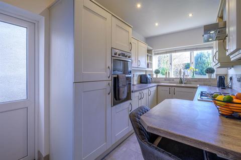 3 bedroom detached house for sale, Rochdale, Ham Lane, Stourbridge, DY9 0UE