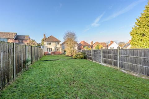 3 bedroom detached house for sale, Rochdale, Ham Lane, Stourbridge, DY9 0UE