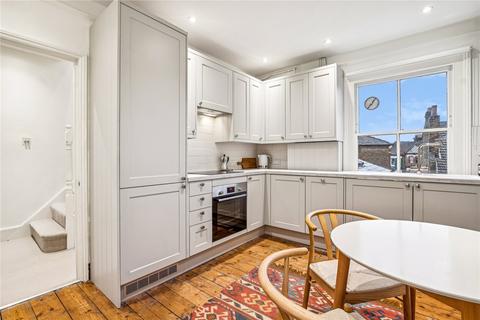 2 bedroom apartment for sale, Vardens Road, SW11